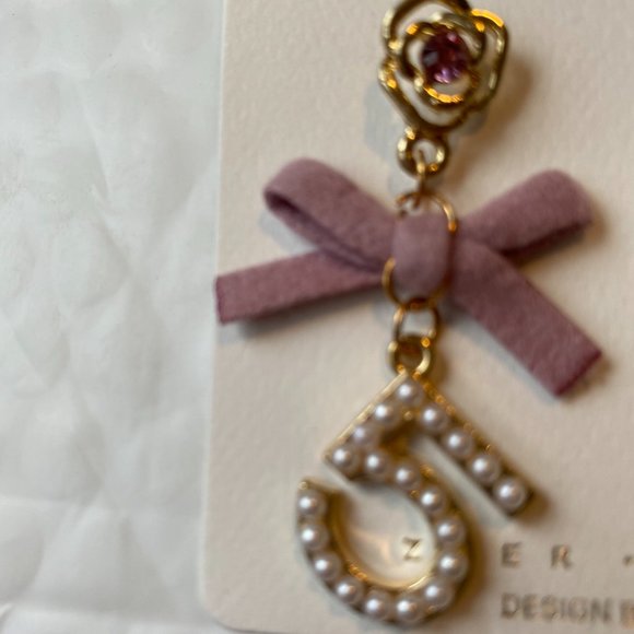 Unique Vintage Birthday Earrings. NEW - Picture 2 of 8